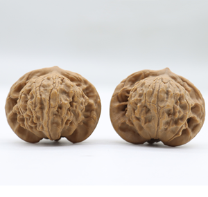 Vente en gros de produits artisanaux naturels très demandés : Fidgets, objets de collection, jouets à frotter, noix de Wenwan Niche Tutu à grandes oreilles - Product Image 1