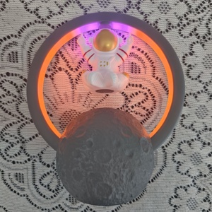 Astronaut Magnetic Levitation <strong>bluetooth</strong> <strong>Speaker</strong> Desktop Computer Lamp Wireless <strong>Speaker</strong> <strong>bluetooth</strong> - Product Image 5