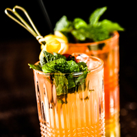 Gelas Wiski Kristal Berukir, Gelas Tumbler Old Fashioned dengan Alas Berat, Peralatan Bar Logo Kustom Grosir