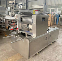 Machine de découpe rotative w, pour la fabrication de biscuits et de cookies