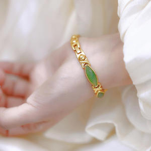 Montre à quartz pour femme BS Bee Sister FA1882, bracelet en acier inoxydable, cadran analogique 32 mm, design papillon, 2026 - Product Image 2