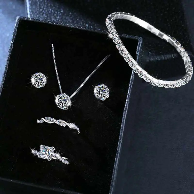 Classico gioielli di cristallo set rotonda collana del pendente di zircon anello ed il braccialetto set per le donne del regalo dei monili