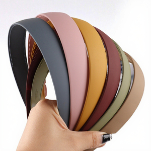 Diadema de plástico Runfuduo de 2.5 cm de ancho con borde clásico, accesorios de pintura, antideslizante, estilo europeo y americano, para mujer, para lavarse la cara - Product Image 3