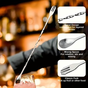 Kit de barman 16 pièces en bambou avec support, outils de bar, shaker à cocktails en acier inoxydable, directement de l'usine - Product Image 2