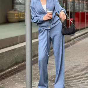 Nuevo Conjunto Deportivo Informal y Cómodo de Otoño, Pantalones y Chaqueta de Punto - Product Image 1