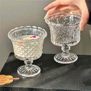 Nouvelle Arrivée - <span class=keywords><strong>Verre</strong></span> <span class=keywords><strong>à</strong></span> pied vintage français, coupe <span class=keywords><strong>à</strong></span> champagne et dessert, motif floral en relief, bord festonné, pour bar, restaurant, mariage - Product Image 3