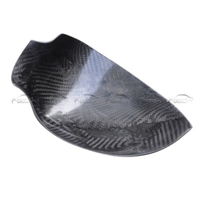 OLOTDI Nueva Cubierta de Espejo Retrovisor Lateral Derecho de Fibra de Carbono Real Estilo M5 con Acabado Pulido para Serie 3 E46 M3 - Product Image 4