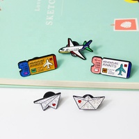 Mini avion délicat émail broche belle personnalisé en alliage de zinc badge mode nickelé épinglette