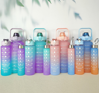 Bouteille d'eau en verre borosilicate à double paroi de 2000 ml avec infuseur à thé en acier inoxydable, sac en bambou Pantone personnalisé