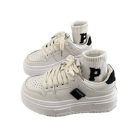 Chaussures blanches à semelle épaisse pour filles, nouvelle mode printemps, chaussures de skate à bout rond, chaussures de sport décontractées