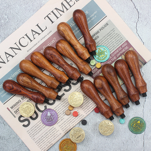 Timbre de sceau de cire personnalisé cadeau Souvenirs avec manche en bois et tête en laiton remplaçable impression numérique pour la décoration - Product Image 3