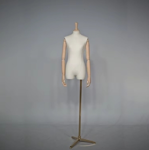 Mannequin féminin en fibre de verre avec bras et tête en bois, pose debout originale européenne pour l'affichage de vêtements - Product Image 4