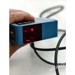 เซ็นเซอร์วัดระยะทางด้วยเลเซอร์ WENGLOR Y1TA100QXT3 มือสอง - Product Image 4