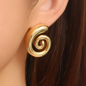 Fábrica directamente 18K chapado en oro giratorio hilo pendientes INS moda mosquito bobina disco Stud pendiente <span class=keywords><strong>Stock</strong></span> joyería - Product Image 4