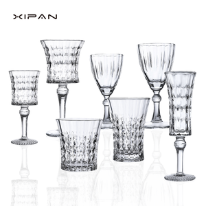 Gran oferta clásica europea al por mayor, <span class=keywords><strong>copa</strong></span> de vino de <span class=keywords><strong>cristal</strong></span> <span class=keywords><strong>gigante</strong></span> en relieve, <span class=keywords><strong>copa</strong></span> de vino tinto, Club, boda, cristalería decorativa de bola alta - Product Image 1