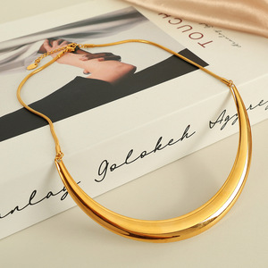 Collar geométrico en forma de U de acero titanio dorado para regalo, joyería de moda. - Product Image 2