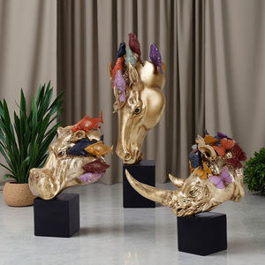 Redeco مجموعة نحت رأس حيوان ذهبي جديد ، زينة رأس حصان وحيد القرن ، إضافة دراسة لمداخل غرفة المعيشة - Product Image 6