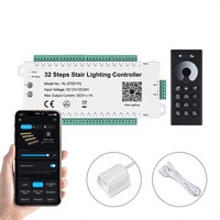 Contrôleur intelligent d'éclairage d'escalier à 32 étapes avec télécommande via application et capteur de mouvement PIR, éclairage dynamique des marches et des côtés avec suivi RGB pour