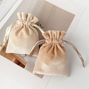 Sac à cordon en velours élastique avec logo personnalisé, pochette de luxe pour bijoux, sac cadeau en velours extensible doux pour collier, bague, bracelet, emballage - Product Image 6