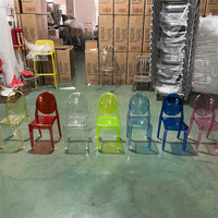 Chaise fantôme acrylique rose transparente pour enfants empilant une chaise en plastique transparent pour les fêtes de mariage