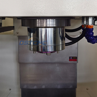 Fraiseuse CNC VMC1160 Centre d'usinage vertical à usage intensif Vmc1160 avec rail de guidage en forme de boîte pour le traitement des métaux