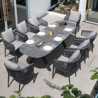 Ensemble table et chaises d'extérieur en aluminium au design nordique, résistant à l'eau et aux UV, chaises longues en rotin pour patios, villas, hôtels