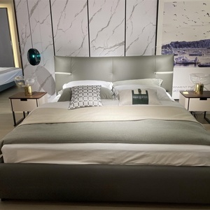 Vente en gros d'ensemble de meubles de chambre à coucher pour hôtel Double King Size en cuir Lits rembourrés de luxe - Product Image 3