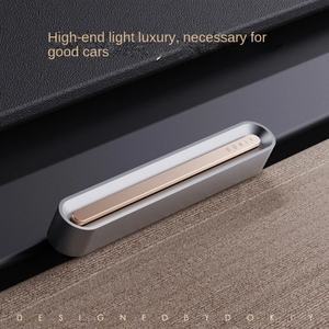 Diffuseur de parfum solide pour voiture de luxe personnalisé, diffuseur d'air en bois, clip de ventilation pour voiture - Product Image 3