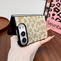 Étui de téléphone pliable magnétique à imprimé léopard avec protection d'écran en verre trempé intégrée pour iPhone Duo Ultra 18 Fold Case