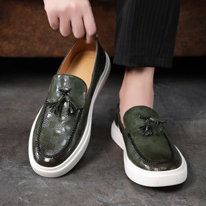 Chaussures habillées décontractées de luxe, chaussures de bureau basses en cuir, chaussures en cuir PU à bout pointu en métal - Product Image 4