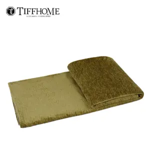 टिफ होम नया डिज़ाइन थोक 240*70 सेमी पर्यावरण-अनुकूल हरा बनावट मखमली बिस्तर फेंक कंबल सभी मौसमों के लिए