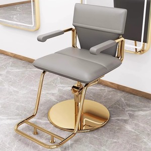 Fauteuil de Barbier Hydraulique Noir Moderne avec Accoudoirs Rotatifs et Repose-Pieds Réglable – Design Minimaliste pour <span class=keywords><strong>Salon</strong></span> Professionnel - Product Image 4
