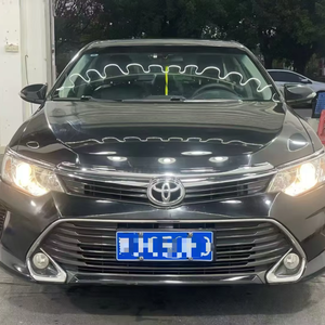 รถยนต์มือสอง ปี <span class=keywords><strong>2017</strong></span> แคมรี่ 2.0G รุ่นฉลองครบรอบ 10 ปี 167 แรงม้า เกียร์อัตโนมัติ หลังคาเปิดไฟฟ้า เบาะหนัง ไฟหน้า LED กล้องมองหลัง สีดำ - Product Image 1