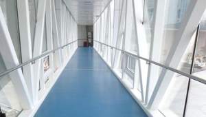 공항 등급 고무 바닥재 타일-<span class=keywords><strong>EPDM</strong></span>/<span class=keywords><strong>SBR</strong></span>/NR 블렌드 (두께 3-20mm)-높은 마모 및 미끄럼 저항, 화재 정격 - Product Image 2