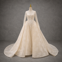 Robe de mariée modeste style princesse, col montant, manches longues, corsage basque, jupon amovible en dentelle, grandes tailles, sur mesure, fabrication usine