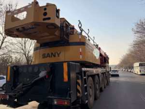 Grue tout-terrain SANY QAY350 de 350 tonnes, modèle 2015, d'occasion, haute performance, avec moteur et pompe, pour la construction - Product Image 3