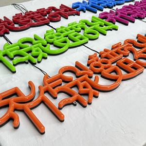 Insegna Acrilica LED a Colori Completi con Lettere Luminose 3D in Acrilico, Design Gratuito Premium | Insegna Luminosa 3D con Lettere a Canale - Product Image 6