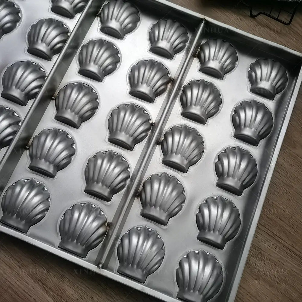 Op Maat Gemaakte Bakvormen Groothandel Fabriek Prijs Food Grade Aluminium Bakvorm Non-Stick Shell Cake Bakplaat Voor Oven