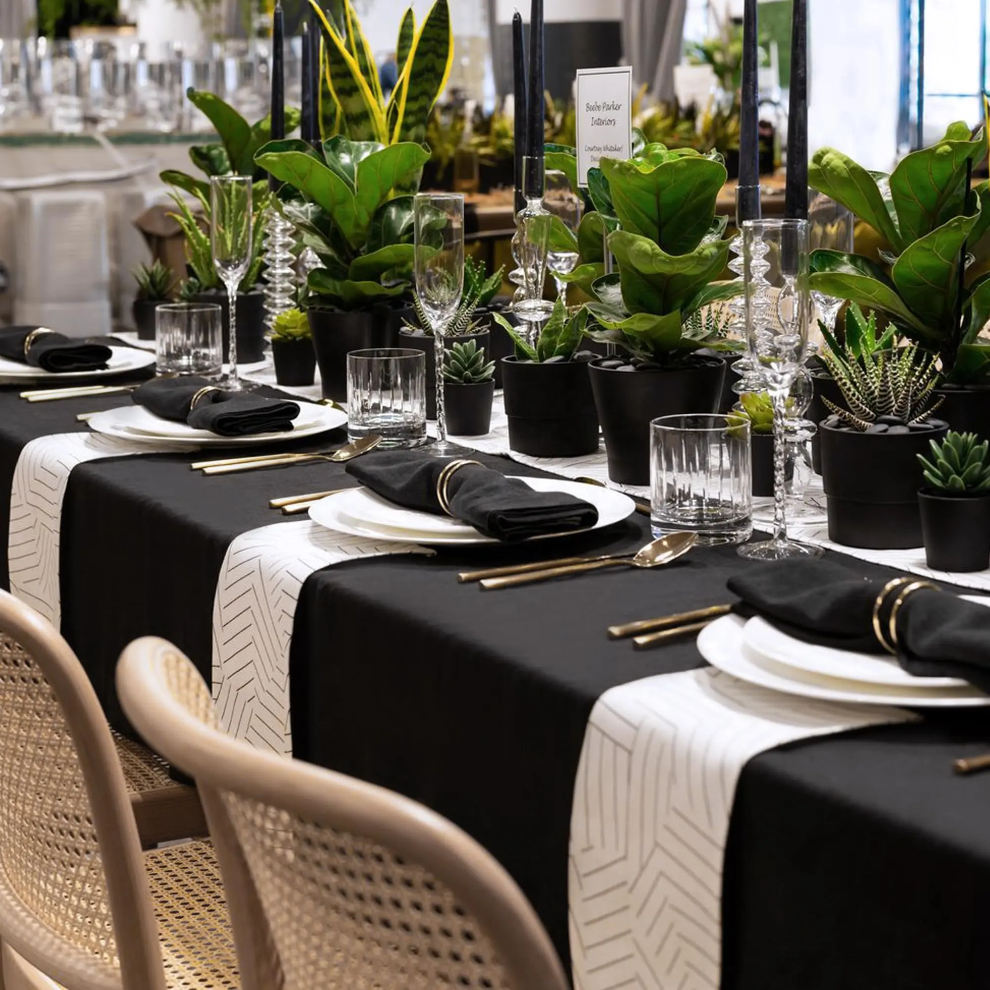 लक्जरी कस्टम बैंक्वेट टेबल क्लॉथ ब्लैक 120 इंच गोल मेज़पोश रेस्तरां इवेंट्स वेडिंग पार्टी के लिए आयताकार टेबल कवर