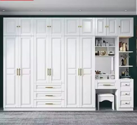 Armoire à trois portes en bois de style moderne personnalisée avec éclairage LED, grand rangement pour projet de chambre à coucher