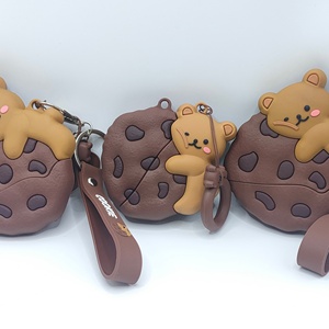 Muestras Gratis - Llaveros de Silicona Personalizados al por Mayor con Forma de Oso, Colgantes 3D de PVC para Bolsos, Llaveros de Niño Jugador de Baloncesto - Product Image 3