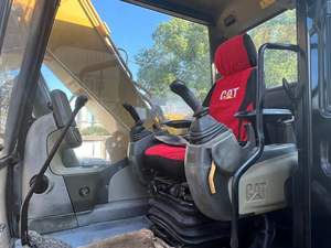 Excavatrice hydraulique sur chenilles d'occasion de 15 tonnes Cat315D/315D2GC/318D/320GC, garantie 1 an, prix bas, vente d'équipement de construction - Product Image 5