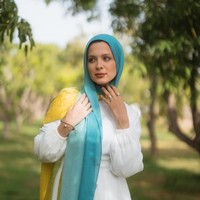 Hijabs modaux conçus à la mode pour les femmes musulmanes Écharpe longue en viscose de qualité supérieure Hijab islamique respirant imprimé double face