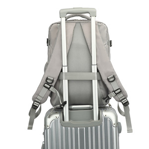 Valise de voyage convertible avec logo personnalisé, approuvée pour le transport aérien, imperméable, grande capacité, sac à dos - Product Image 4