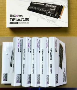 Zhitai TiPlus7100 1 ، محرك الحالة الصلبة لسطح المكتب M.2 Form Factor PCIe x 4 - Product Image 1