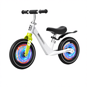 Bicicleta de Equilibrio Deportiva para Niños Pequeños con Reposapiés Integrados y Protección para el Manillar, Elegante Bicicleta de 12 Pulgadas para Aprender a Caminar - Product Image 1