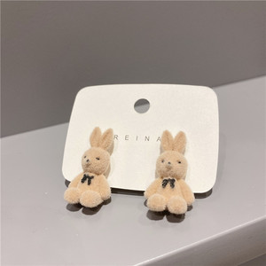 Boucles d'oreilles clous coréennes tendance en forme d'oreilles de lapin, mignonnes et douces, pour femme - Product Image 3