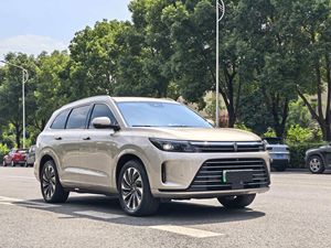 AITO M7 <span class=keywords><strong>2022</strong></span> d'occasion, version Confort à autonomie étendue, propulsion arrière, SUV familial spacieux à autonomie étendue, exportation mondiale - Product Image 2