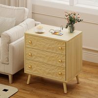 Table de chevet Mid-Century à 3 tiroirs avec design diamant 3D et station de charge, capacité de 150 lb, en chêne naturel pour chambre à coucher