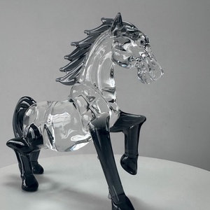 New Design Equestrian Crystal Glass Horse Figurine Blown Glass Ornaments Elegant Souvenir Craft